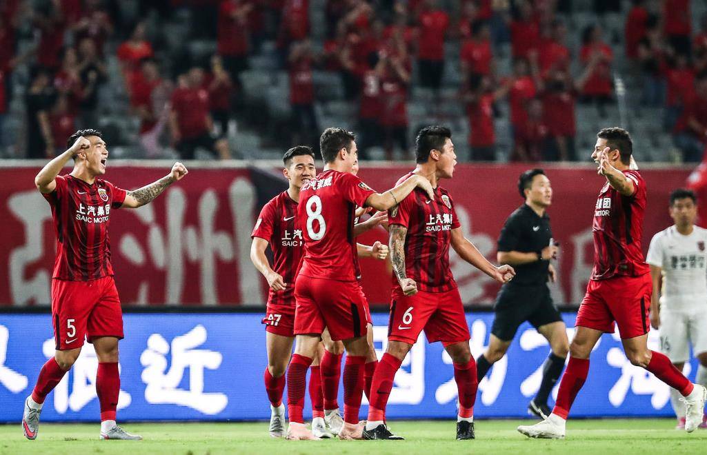国内球队在亚冠赛场上的光芒表现